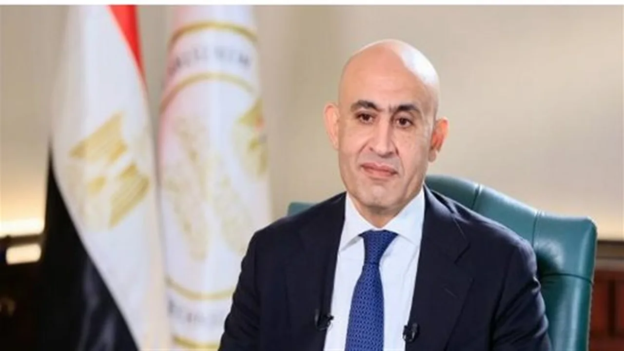 تحسين البيئة التعليمية.. توجيهات وزارية عاجلة لصرف المستحقات المالية للمعلمين بجميع المحافظات